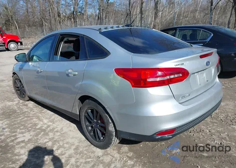 2015 Ford Focus Se из США, поврежденный, VIN 1FADP3F24FL329157
